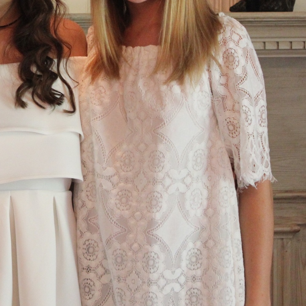 BB Dakota White Lace Quarter-Sleeve Sundress